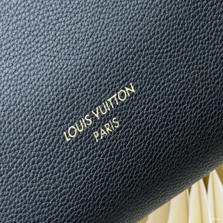 2408YA0078 Bags LV 0714